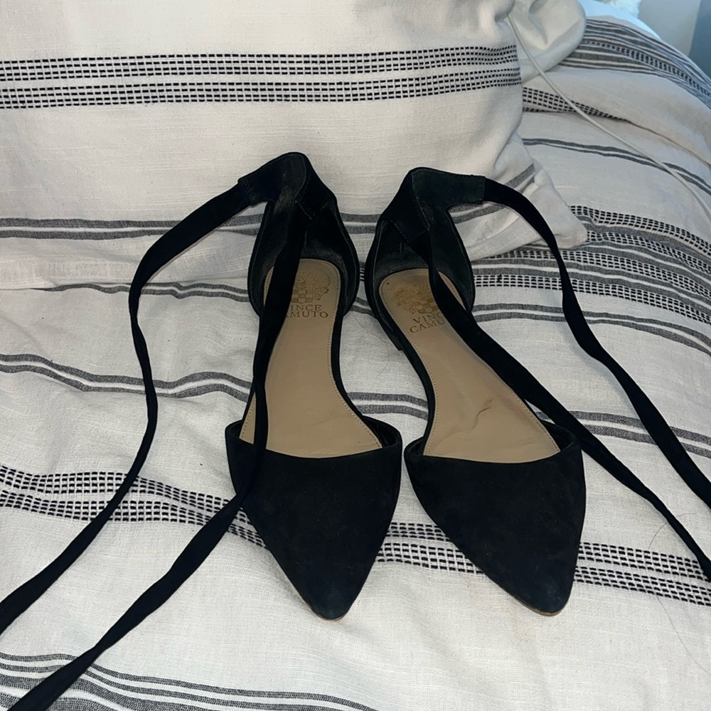 Vince Camuto lace up flats size 8